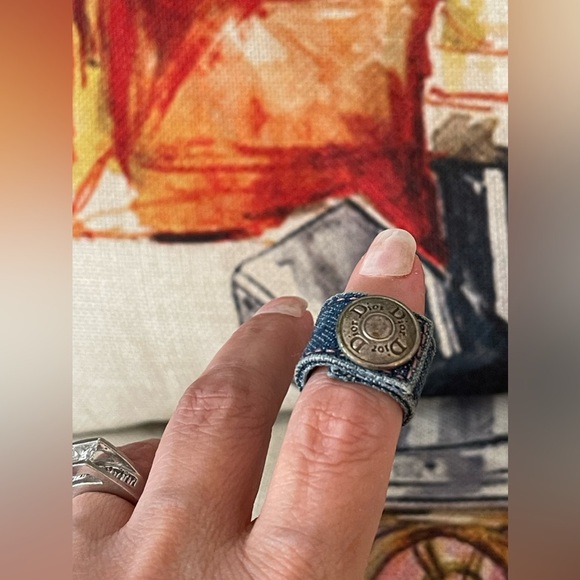⭐️COA⭐️👖RaRe CHRISTIAN DiOR Denim Snap-Ring⭐️Oh So HaUtE aNd So FuN⭐️Comes w/COA - Picture 12 of 14